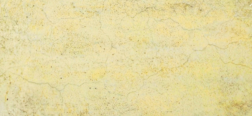 pared cemento amarilla